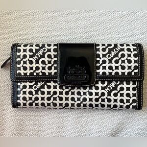 Coach Y2K Vintage Penelope Op Art Wallet